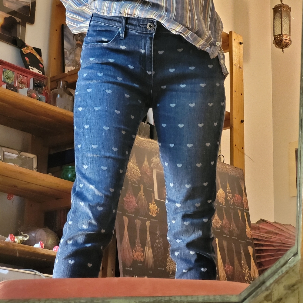 Adriano Goldschmied The Stevie Ankle Slim Straight Leg Hearts Print Jeans - 30R - Picture 7 of 7